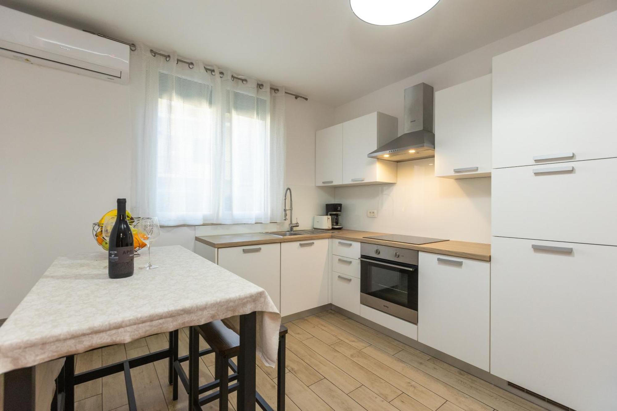 Deluxe Apartment Near The Bridge Zadar Exteriér fotografie