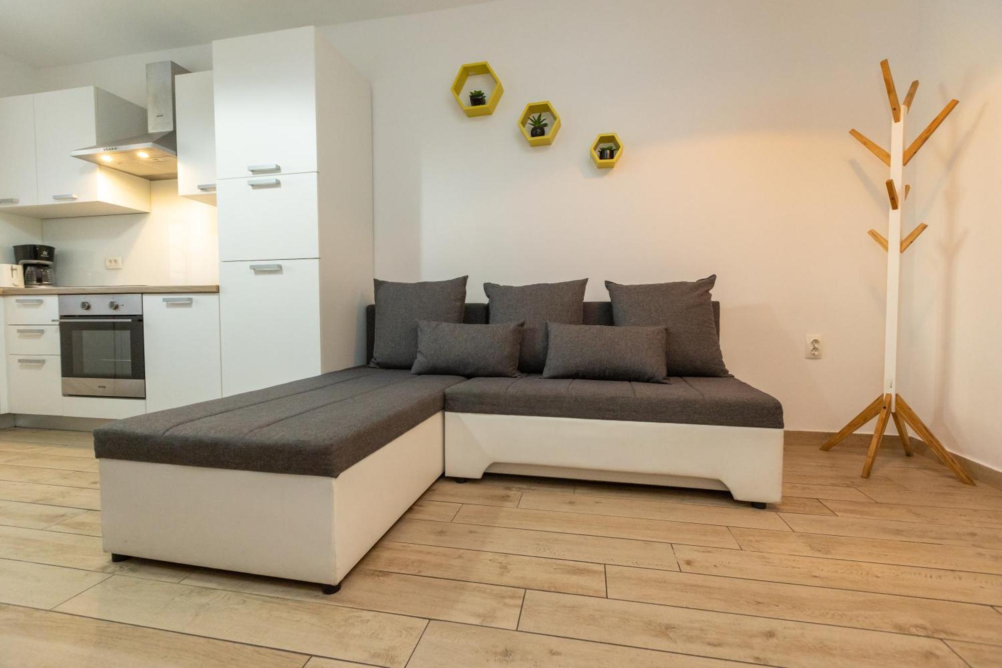 Deluxe Apartment Near The Bridge Zadar Exteriér fotografie