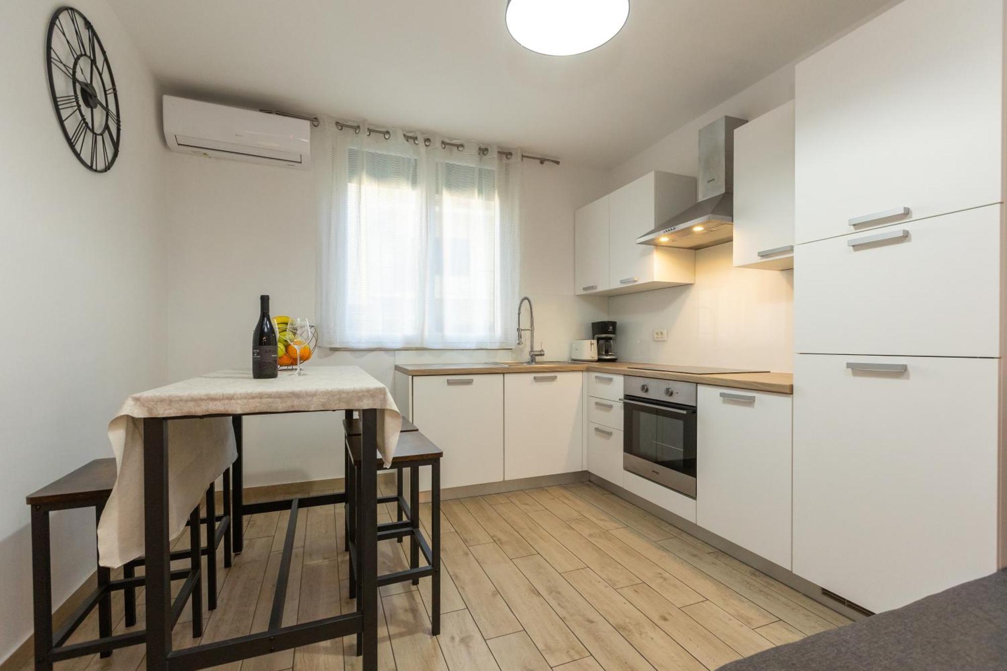 Deluxe Apartment Near The Bridge Zadar Exteriér fotografie